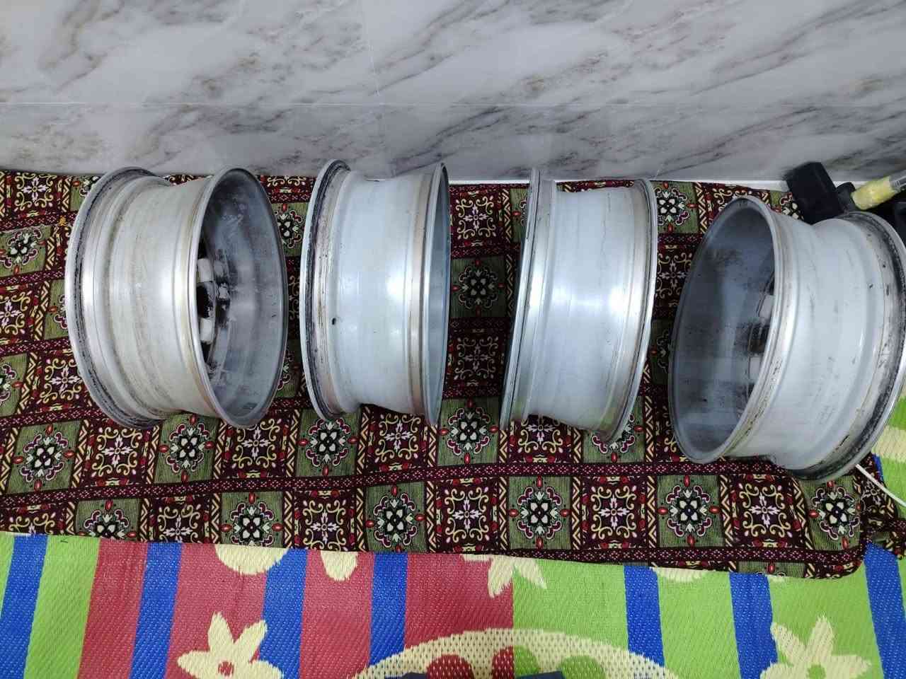 السلام عليكم وياله سوناتا مقدس حجم 17 كوري اصلي حتى الختم موجود السعر 450وبيه مجال


**إذا كنت صاحب هذا الإعلان وتريد حذفه لأي سبب، رجاءا أرسل رسالة إلى الدعم الفني**