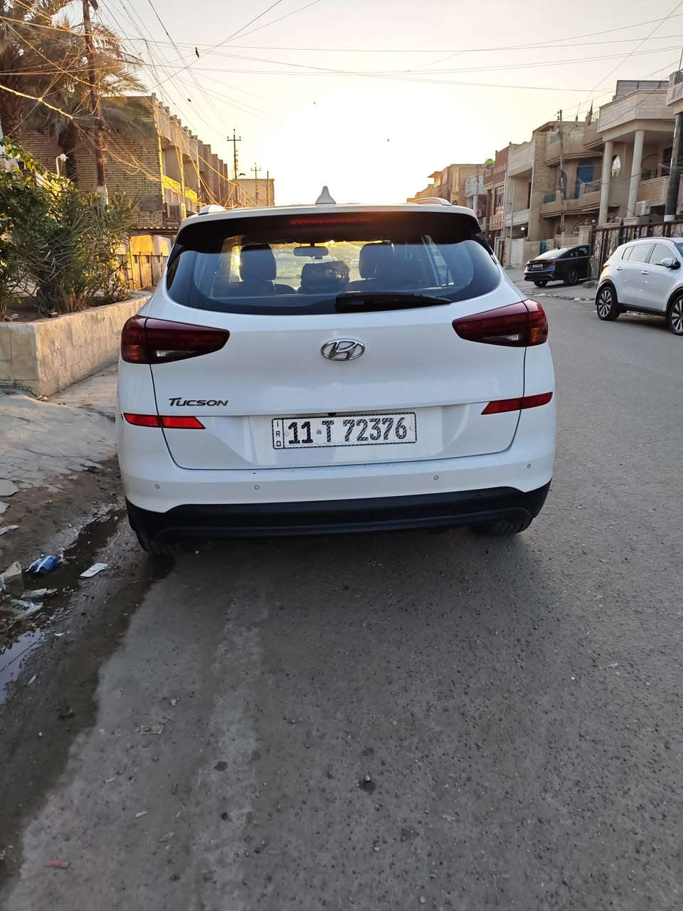 هونداي توسان 2020 – خليجي
اللون: ابيض

بدون لاصبغ ولاتبديل

📍 المكان: بغداد / الشعب / شارع عدن

📄 الرقم: بغداد الدولي الجديد 

👤 المالك: بأسمـي

🔁 التحويل: (ثاني يوم)

🚶 ماشية: 66,000 كم وقابلة للزيادة 

⭐ المواصفات:

خليجي 

فول مواصفات عدا البانوراما

4 سلندر2000 دوش

كير أوتوماتيك

ثلاث أنظمة قيادة:

Comfort

Eco

Sport

مانع انزلاق

Auto Hold

Hand Brake بالرجل( سايد بريك)

💡 الإضاءة:

5 عدسات

لايت زينون اصلي من شركة ناصي + عالي 

لايت دوار ويه الستيرن 

مقاعد 2 تحكم كهرباء 

وتدفئة بالكراسي

دخول ذكي + بصمة تشغيل عدد 2 

وتشغيل عن بعد موجود بالبصمه

وفتح الصندوق هم بالبصمة 

شاشة اصلية مع كامرة دوارة خلفية

Apple Car Play

Navigation (اريل نافكيشن)

تدفئة تبريد وكالة 

تبريد قطعتين

الدشبول بي كاربون فايبر من الشركة 

جكمجة مبردة (ثلاجة)

شاحن وايرلس

تحكمات مقود جهتين 

🛞 

حساسات أمامية وخلفية 

المرايات الجانبية كهرباء مع شفط

مع اشارات بالمري

اللايت بي لد نهاري يسمو يمكن حاجب نهاري 

يدات نيكل

اضاءات لد باليدات مال بوب

5 ويل كب كروم 

تخم تاير جديد وبطارية جديدة

الدهن ليكومولي كل 3000 كيلو ابدللهه مع الفلتر 

وبانزين محسن افول الهه

الصدر نفسه مال شركة بعده جديد 

مداخله اي صيانة 

السيارة بأسمنه من الشركة

وكلش معتنين بيهه

(((بالعافية على الي ياخذهه)))

سعرهه 215 $ بدن عمله رجاءآ

كل شي تلكه بالسوك حته ب200 و190 بس مو بهل نظافه ولابهل مواصفات

رقمي ***********
