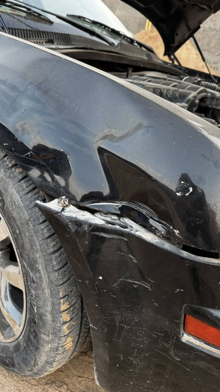 السلام عليكم
اوباما ٢٠٠٧ بسمي رقم سليمانيه
لا صبع ولا حادث
ثلاث مكانات بارد خفيفه
الچاملغ الامامي الايمن طخه ابو دراجه ورحت جبتله واحد جديد من گصه فتحته وشديته الها وصورة الطخه موجوده ويه المنشور
تدفئه تبريد
شاشه كامره
محرك ٣٥٠٠
سعر ١١٣ وبيها مجال
مكانها بغداد الدوره
رقم الهاتف ***********
