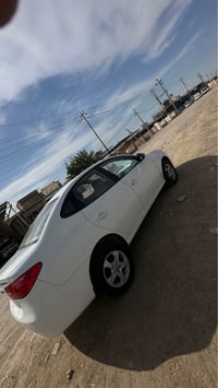 النتره موديل 2011 السياره حلوه وجاهزه بيهه صبغ جاملغ المامي مكينه وكير...