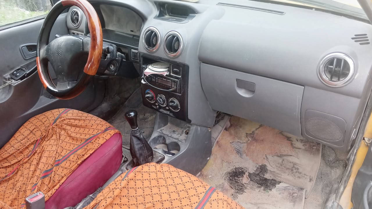 السلام عليكم سايبه 2015 للبيع سايبه مقفوله كفاله عامه من مقفوله من محرك وقير الرقمي لا عليها لا هيئه ولا غرامات رقم السياره بصره مكان السياره بصره الزبير غرب المصفى مصفى الشعيبه سياره لا تبخر ولا تنقص محرك كيا برايد/***********/*********** يتوفر واتساب
