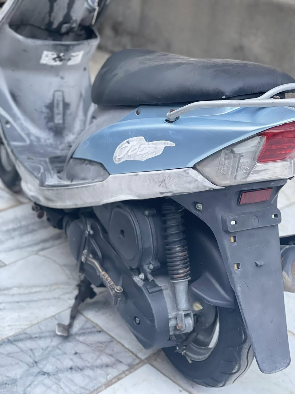 ماكس منغولي كامله سلف هندر كهربئيات ما بيها اي نقص  شلعه ومشي ونعمومه سعرها ٦٢٥ وبيها مجال لشراي 

يتصل ع رقم /***********
