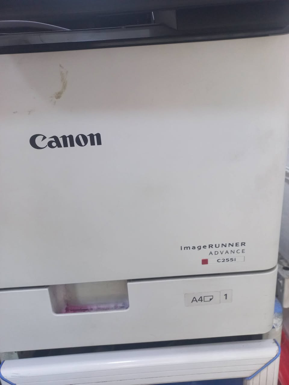 السلام عليكم  طابعه للبيع  نوع كانون c255i طابعه نضيفه نضافه ٨٠ % واي عطل طباعه وجهين  مابيها كما وضح بل صوره الطباعه مالتها  مكان ديالى شهربان توصيل ماعندي
***********
