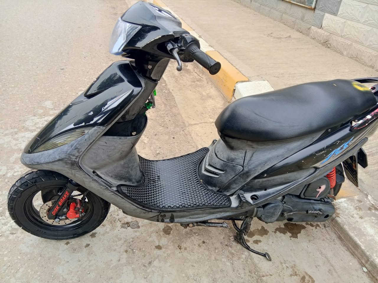 ماكس عدله مفوله كلها ختم واحد ماصالها فترا طالعه من وكيل للبيع مكفوله عنوان ديوانيه اسكان المايعرف سعرهن لايدخل ***********
