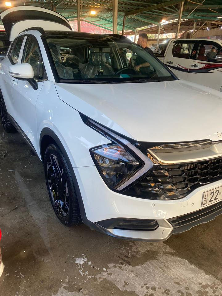 السلام عليكم سبورتج للبيع موديل 2024.
ماشية 29 مكفوله بدون صبغ 

مواصفات بانوراما كشن كهرباء وباقي مواصفات المعروفة سياره بغداد 

السعر 228 وبيها مجال قليل 

***********
