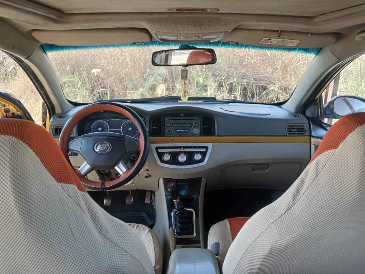 السلام عليكم خوان ليفان٦٢٠ موديل ١١مكينه كورلا ١٨٠٠شرط كير عادي رقم بصره مشروع وطني سنويه ٢٠٢٧ راعيها بالناصريه حداديه أماميه جديده تبريد عاطل السعر ٣٣وبيه مجال مكاني ذي قار سوق الشيوخ الشراي يتصل على ***********
