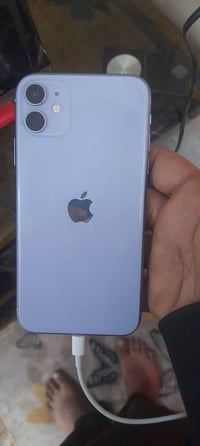 آيفون ١١ • ذاكرة ١٢٨ • بطارية ٧٧