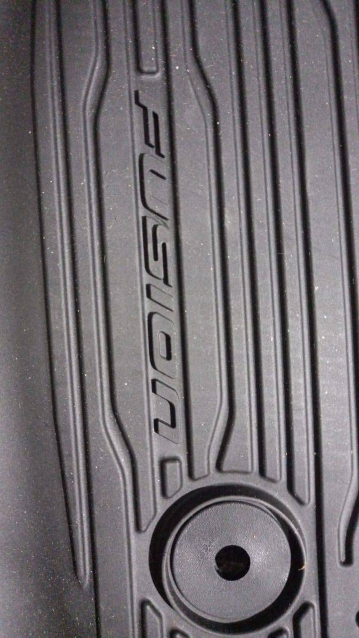 السلام عليكم ورحمة من رخصة الادمن
السلام عليكم ورحمة الله توفر عندي ارضيات ربر فورد فيوجن اصلي استيراد خاص من شركة فورد الام وكود الشركة موجود الظهر مالته محبب حتى ما يتحرك حفر اسم فيوجن اخر قطع ما تتفوت الصراحه تحفظ سيارتك من الاتربة 
من موديل 2017-2020 
للإستفسار عن السعر راسلني واتساب *********** او خاص
