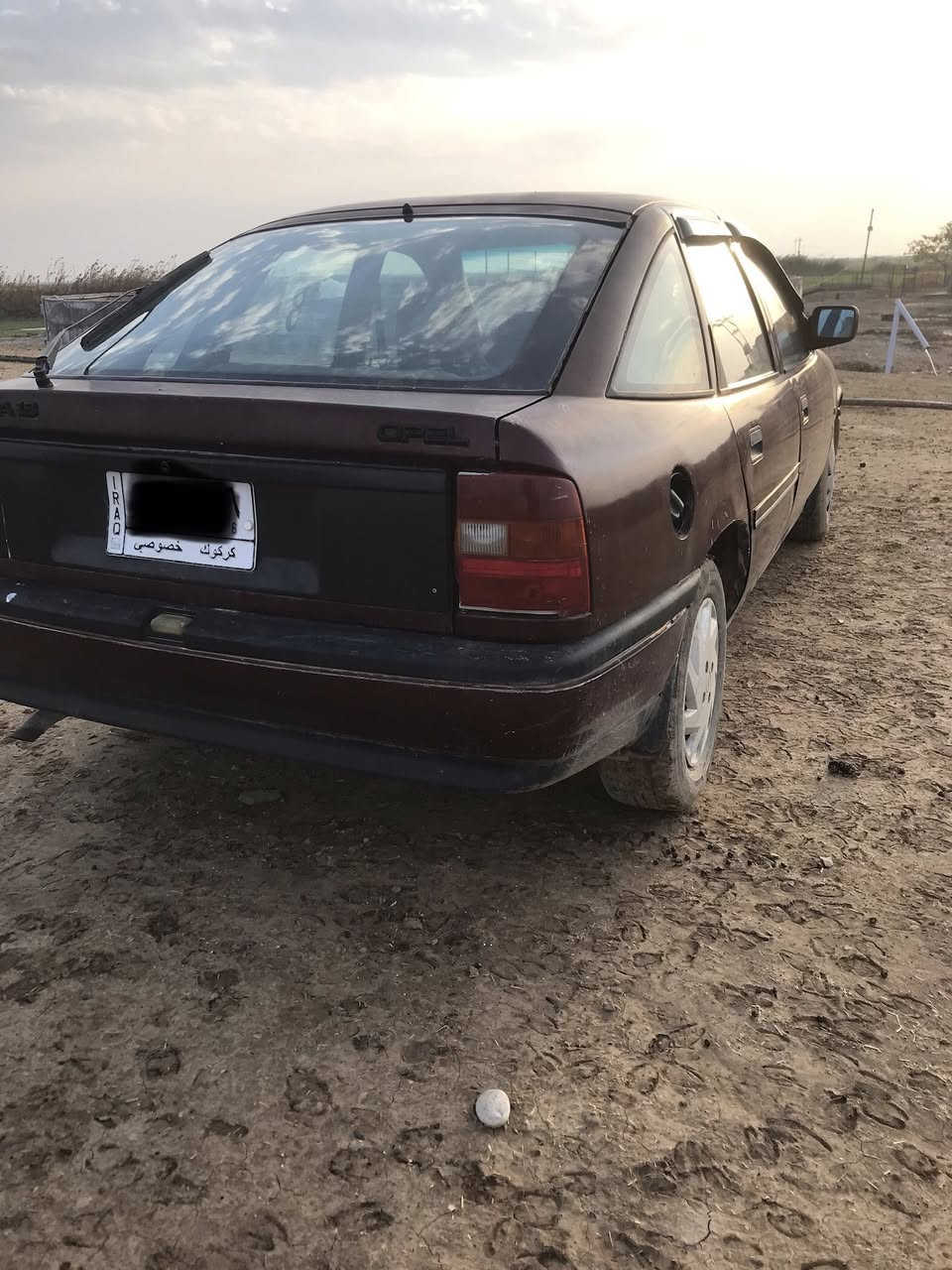 #للبيع
السلام عليكم. 
للبيع فكترأ 18 ماسحه رقم كركوك سنوية لغاية2028
صبغ جماليه كل شي شغال مابيها نقص 

للاستفسار *********** والخاص مفتوح
