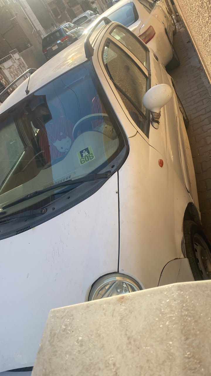 سلام عليكم 
كيو كيو موديل 12 سيارة حلوة تبريدها بيه خلل تجي تفحص واني بخدمتك 
سعرها 23 وبيه مجال 
بغداد ساحة ميسلون 
***********
