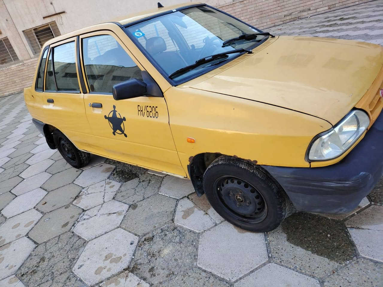 السلام عليكم عندي سياره موديل ١٤ سايبه موديل ***********حمزه سياره بسمي رقم بغداد العبيدي الشهداء السعر ٣٢ بيه مجال
