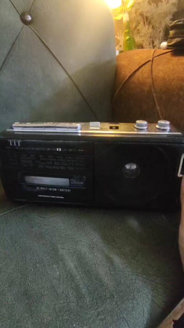 مسجل + راديو ،، ١٥ الف مع التوصيل


**إذا كنت صاحب هذا الإعلان وتريد حذفه لأي سبب، رجاءا أرسل رسالة إلى الدعم الفني**