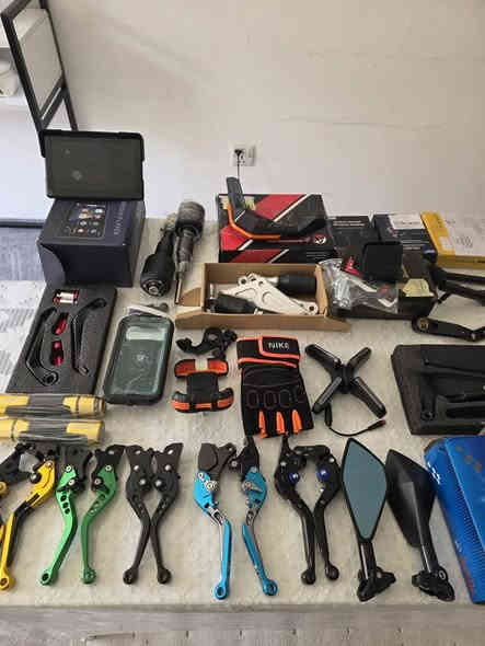 بە دانە دەیفرۆشم هەموشی پێکەوە دەفرۆشم گەیاندن هەیە بۆ هەموو عیراق شوێن سلیمانییە
أبيعها قطعًا أبيعها كلها معًا يوجد توصيل إلى جميع أنحاء العراق
*********** viber watsappe
