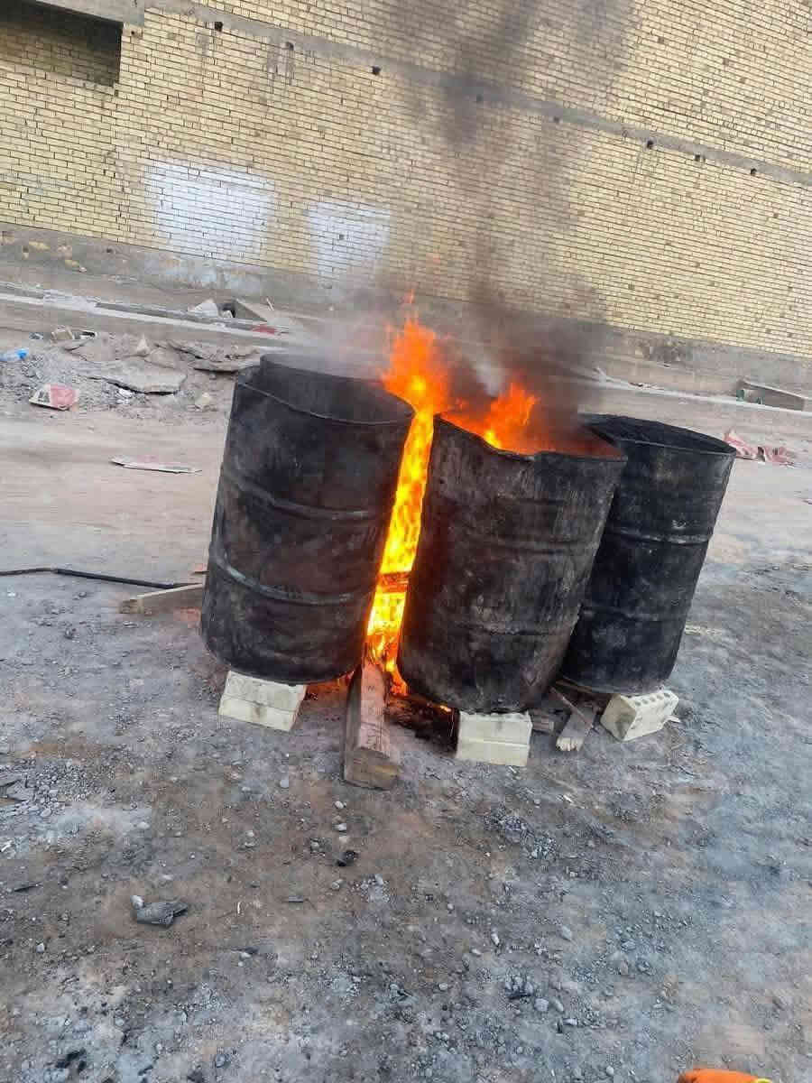 سطحك تعبان سطحك يخر مي  ومحتار الحل ویانه 
وسارع بتعمیر سطحك قبل لا يفوت الإوان

كل ما يخص اعمال التسطيح ستجده هنا نعمل كافة انواع السطوح والمباني والمدراس

مكاني بكل مكان يوجد كادر متخصص ذو خبره عاليه كل 
 ما عليك
الاتصال او واتساب ***********

***********
