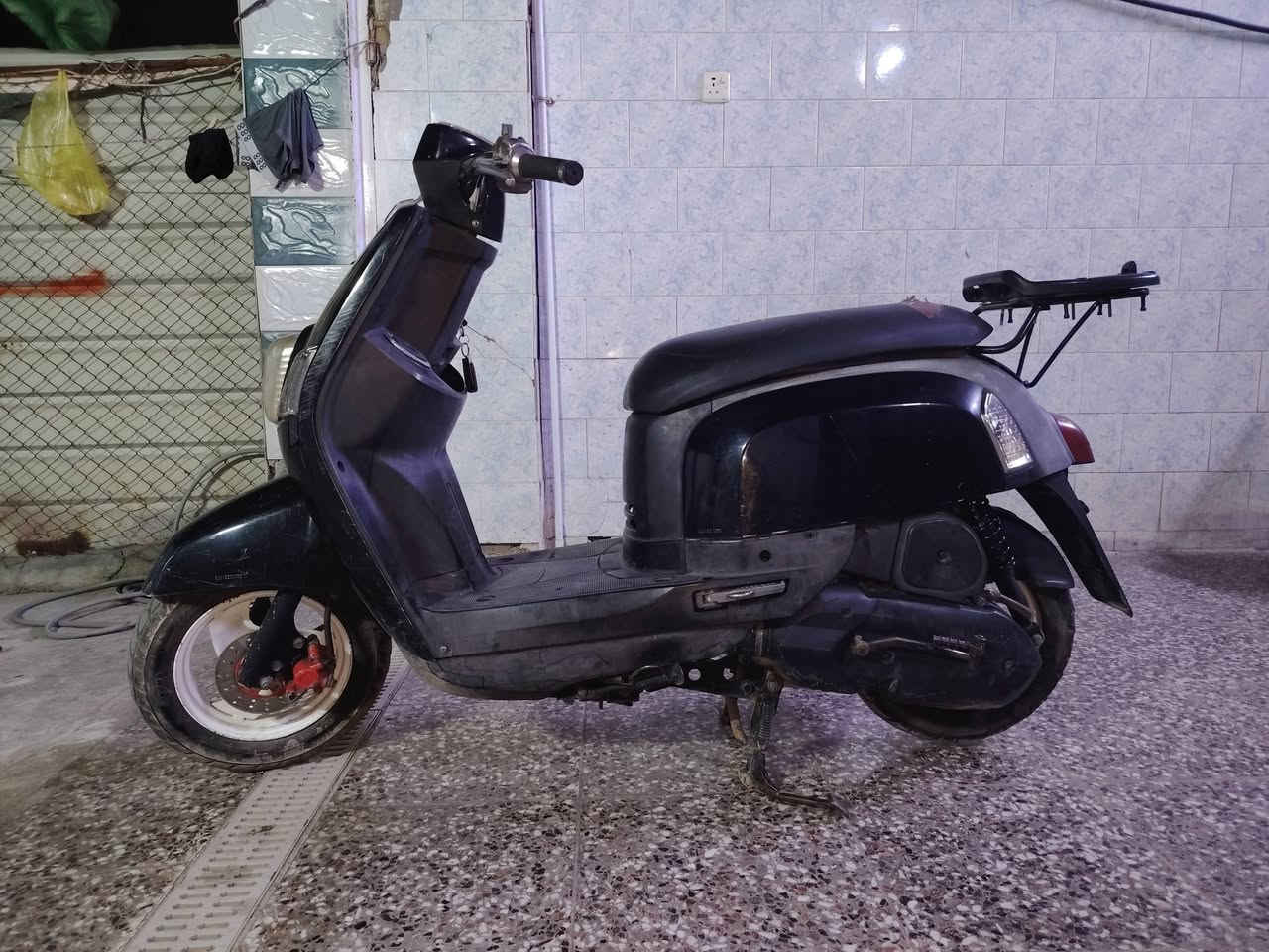 سلام عليكم شباب لبيع بوليس بلادي كله ختم واحد كله شغله عنوان الزعفرانيه ***********
