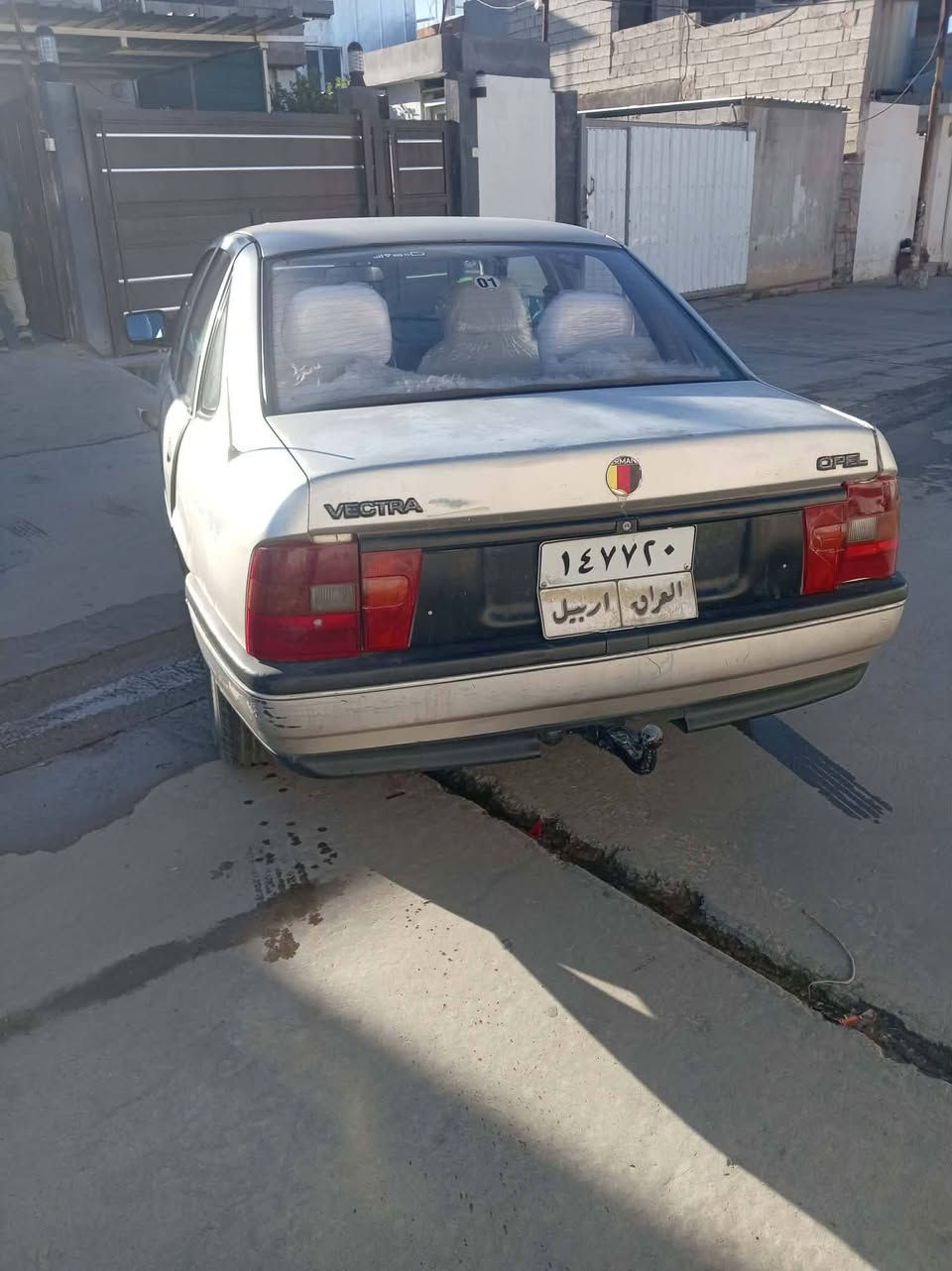 سلام عليكم سياره اوبل فيكترا للبيع موديل 1990حجم 20 سه نه وي منتهي رقم اربيل سياره  جكوج مابي گيراتواتيك گيرو مكينه شرت سعرها 38مجال رقم صاحب ***********
