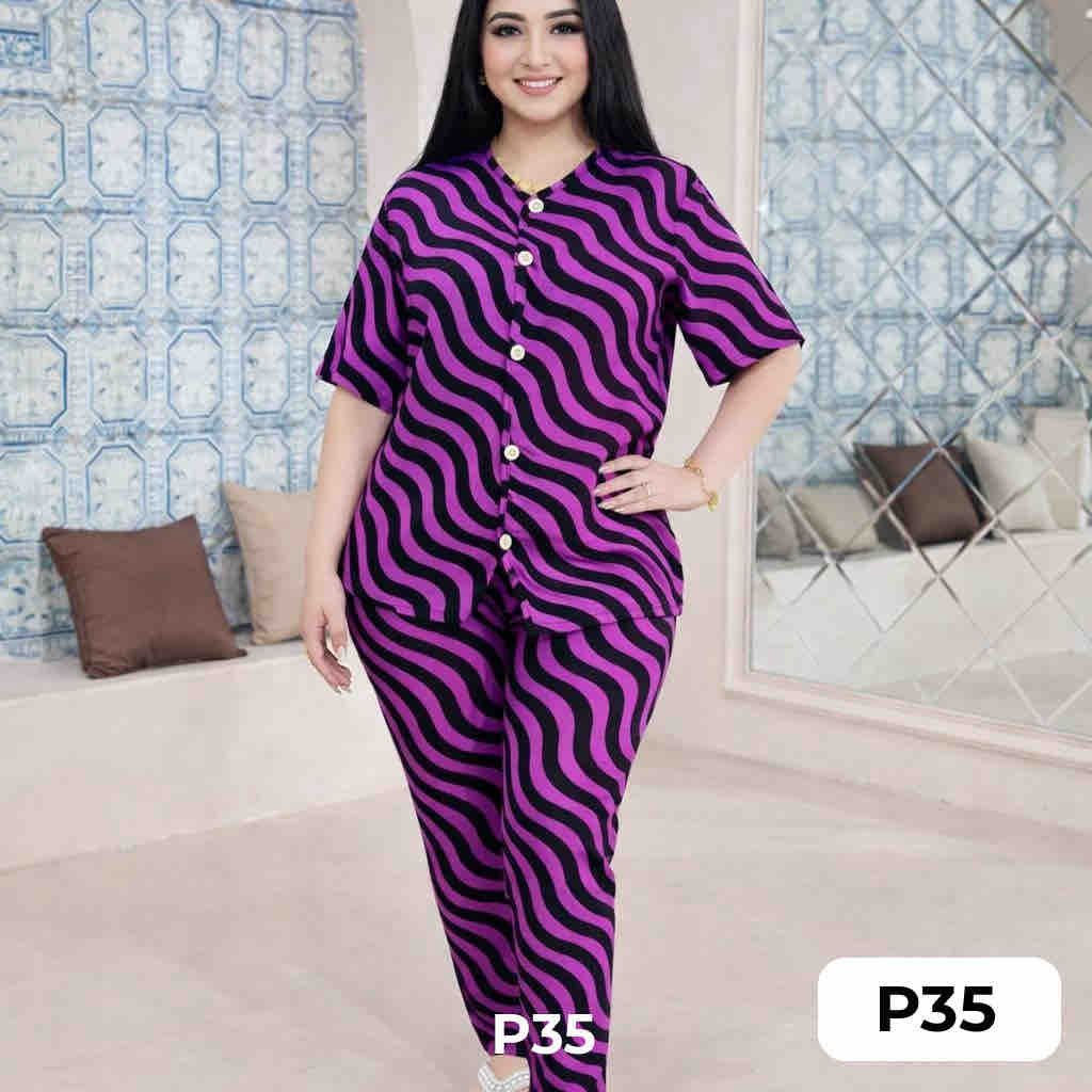 السلام عليكم تراكات نسائيه ♥️

 الساده خامه كريشه 🧚
والمخطط خامه كشمير 

سعر 3 تراكات ب 25 الف ✨

يوجد توصيل للحجز والاستفسار عبر واتس 
***********
