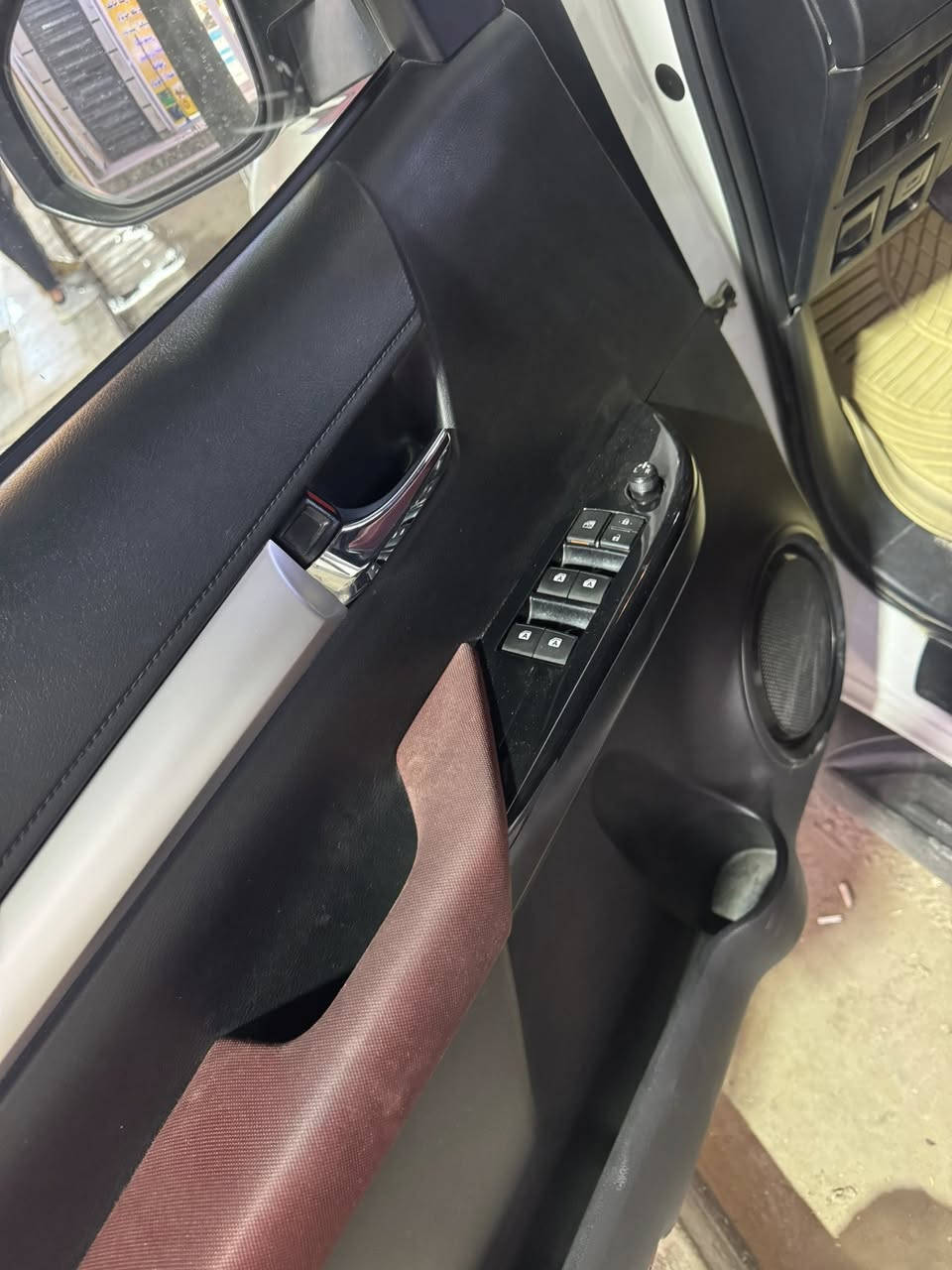 السلام عليكم
هايلوكس سعودي 2024 مكفولة كفالة عامة 
السعر 330 
مكانها بغداد ***********
