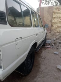 لاند كروز مكينه بلادي راعيه مااندله السعر ١٤رقم ٠٧٧٦١٦٠٢٤٠٢