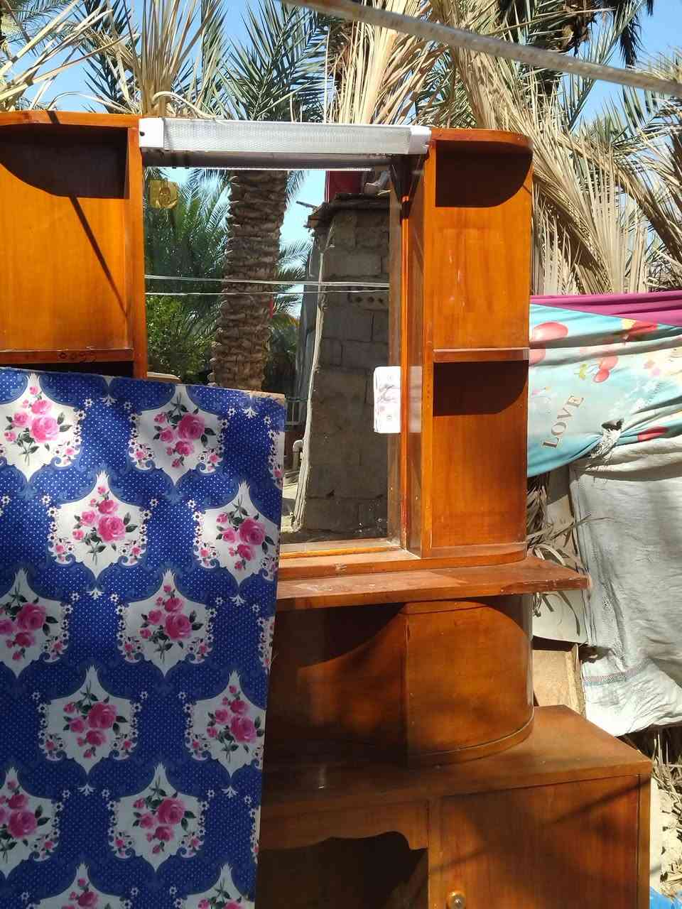 سلام عليكم
غرفه خشاب للبيع نضافه ثمانين بل ميه 
كامله مابيه نقص الي يريده يتصل اوبي خير اويدلل مكاني كربلاء اطويريج 

‏‪0786 750 8070‬‏
