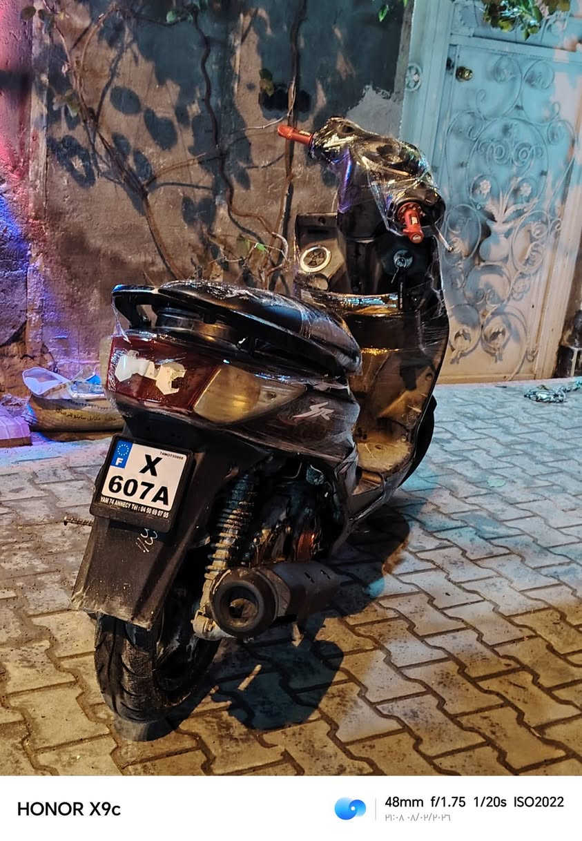 السلام عليكم للبيع دراجه سكنكس فحل للبيع
دراجه محركه ناعم كلش
نكره سلف  
 
السعر 450بيه مجال ل طيبين مكان منصور الاسكان ***********
