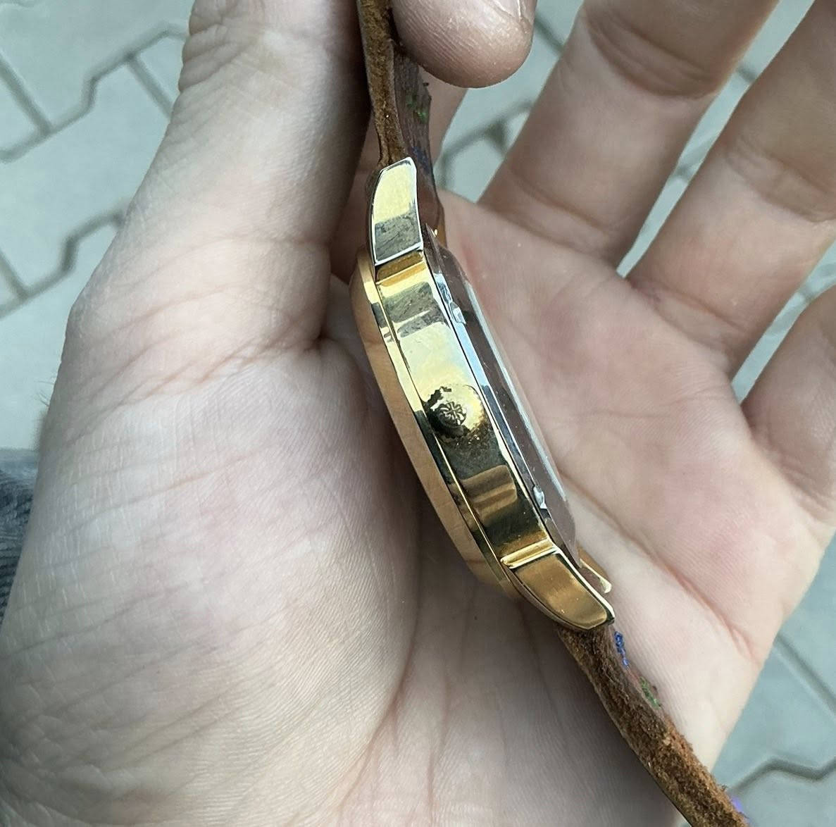 السلام عليكم ساعة باتك فلب اوتوماتيك
ظهر كشف شفاف
ستانلس ستيل
سنتر ثواني منفصل
سير جلد طبيعي شغل يدوي
قطر 41
نافذة للتاريخ
مكينة اوتوماتيك + تكويك
110 الف


**إذا كنت صاحب هذا الإعلان وتريد حذفه لأي سبب، رجاءا أرسل رسالة إلى الدعم الفني**