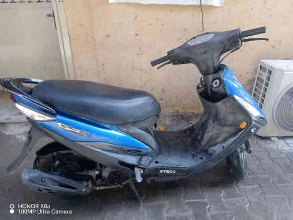 هاي كامكو نضافه فول يحتاجله بس كفر أمامي عارضه ٤٠٠ وبيه مجال لشراي عنواني بغداد الكاضميه ***********
