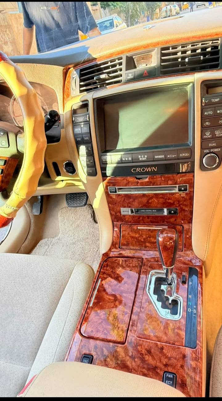 السلام عليكم شاهينه ادوات ادوات كفاله عامه دكمتين شاصي 82مكان البصره ***********
