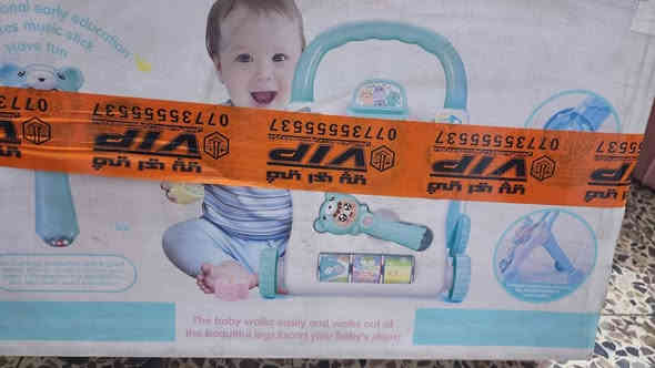 مشايه طفل
٤قطع       القطعه ٣٠الف 
متوفر توصيل 
***********
