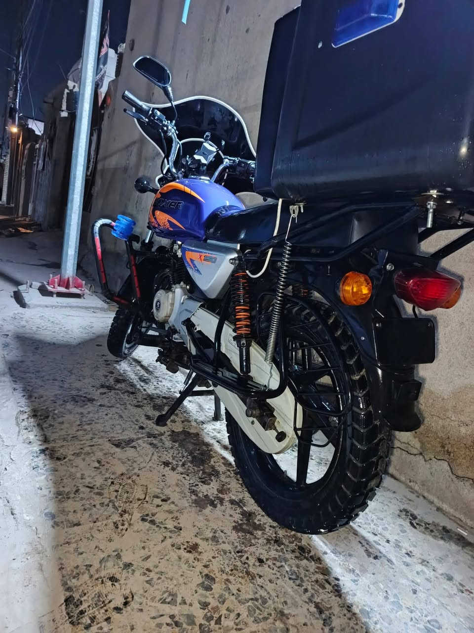 سلام عليكم / بوكسر البيع موديل 2022 دراجه اوراق محرك خير من الله كلهه شغال كهربايات كله شغالهه دراجه حلوه مكاني بغداد مدينهه الصدر /*********** / السعر /1600 بيه مجال حك الجيه
