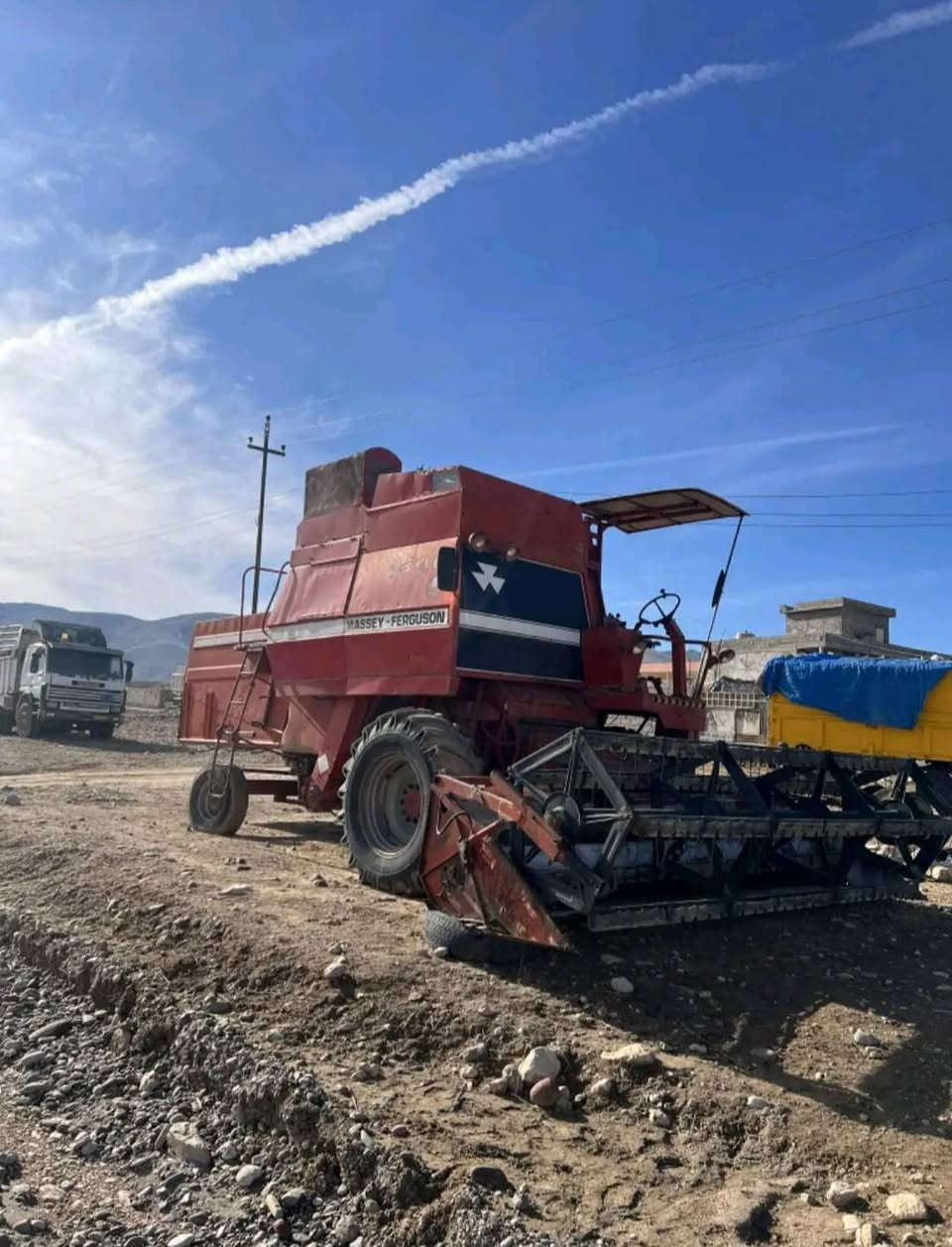 سلام عليكم 
مكلف بالنشر
سعر ٦٠ ورقه بيها مجال

***********
