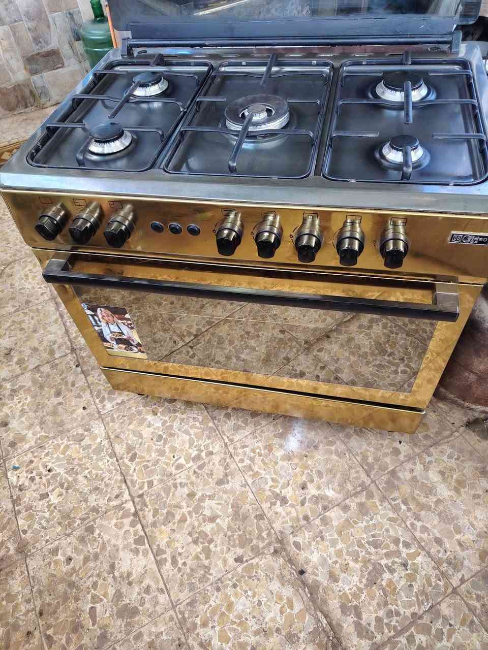 خمس مشاعل جامبو عالفحص الوجه ذهبي مضبوط من الناحية الجمالية والشغل السعر ١٦٥ كربلا ***********
