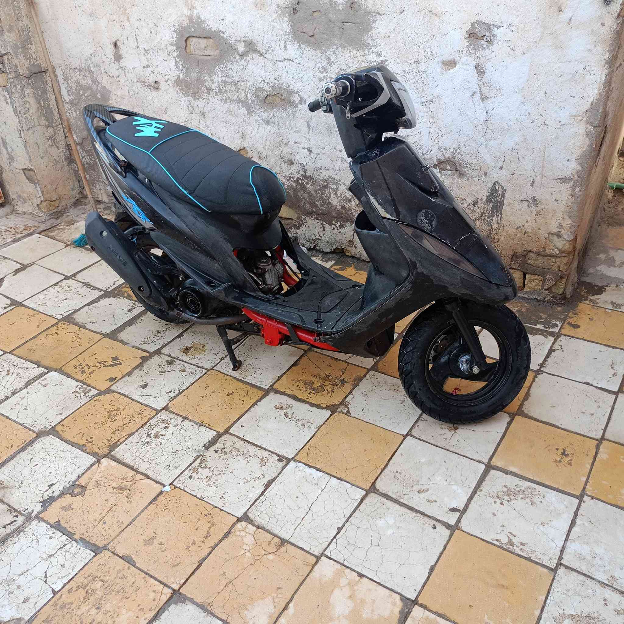 ماكس للبيع جاهزه سعره 350 شراي يتصل ***********
