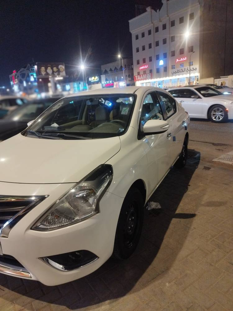 السلام عليكم نيسان صني مصري 24كفاله عامه السياره ماشيه 41الف و قابل للزياده السياره جديده استخدام شخصي السياره جاهزه 
تبريد قطعتين  
جام اربع كهربائي 
كشن جك 
شاشه كار بلي 
كامره 
اربع سماعات 
اشاره بل مري
السياره وضعية شركه تايرات شركة سبيرها شركه كتلوكات موجوده 
السعر124و بيها مجال بسيط كلش
*********** البصرة, العراق
