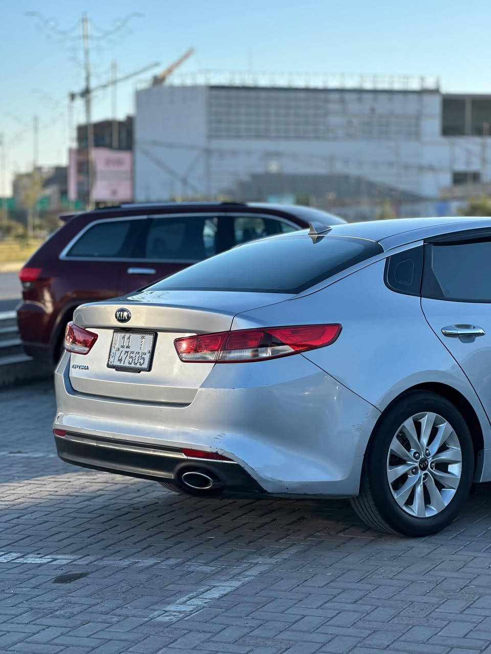 السلام عليكم أوبتما للبيع فقط موديل 2016 وارد امريكي بدون حادث حادثها طلقات بسيطة بيها قطع صبغ بس ابيع عام مكفولة من الكلبة والچفية ولغود وشواصي مكينة 2400 لا تنقيص لا تبخير مكفولة حتى من الفتح السيارة جديدة وماناقصها كل شي حدادية وتخم تاير وباتري جديد رقم بغداد دولي بأسمي تحويل مباشر شاشة كامرة اشاير بل مري تحكمات السياره احلى من الصور مكاني كربلاء السعر105رقم ***********
