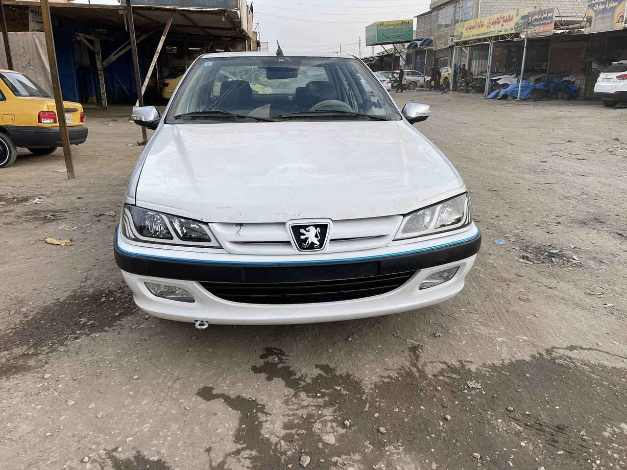 بيجو موديل ٢٤ماشيه ٢٣السياره بيهه ٥قطع بجم وقبق جنطه وجاملغ خلفي اثر بريك مفاجئ السياره بأسمي رقم بغداد مكاني كربلاء تبريد تدفئه داخلهه السياره جاهزه ومعمره وبعدني ماصابغ السعر ٦٥اتصل ***********
