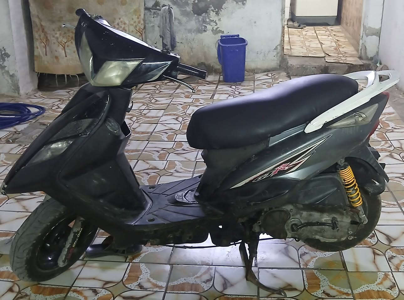 سلام عليكم دراجه ماكس ثعلب ابيع طافي كوم حديد تجي تحمل بل عافيه عليك سعره 250 قفل 🔐 مكان بغداد ساحد عدن


**إذا كنت صاحب هذا الإعلان وتريد حذفه لأي سبب، رجاءا أرسل رسالة إلى الدعم الفني**
