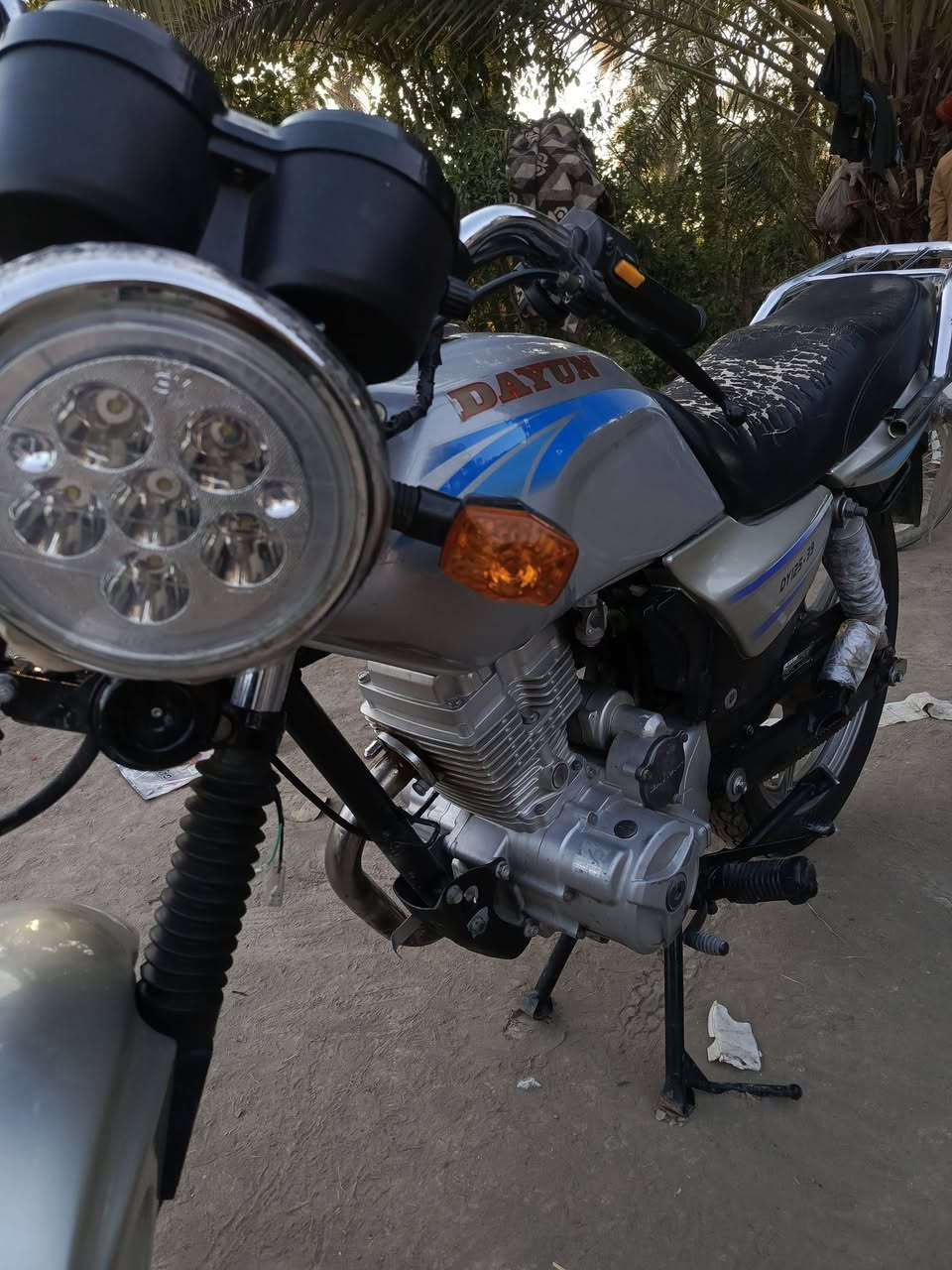 دايوان عضم موديل 2022دراجه ماناقصه شي خير من الله درجة كامله  لمكان بابل محاويل  لسعر 650وبيه مجال  رقم ***********
