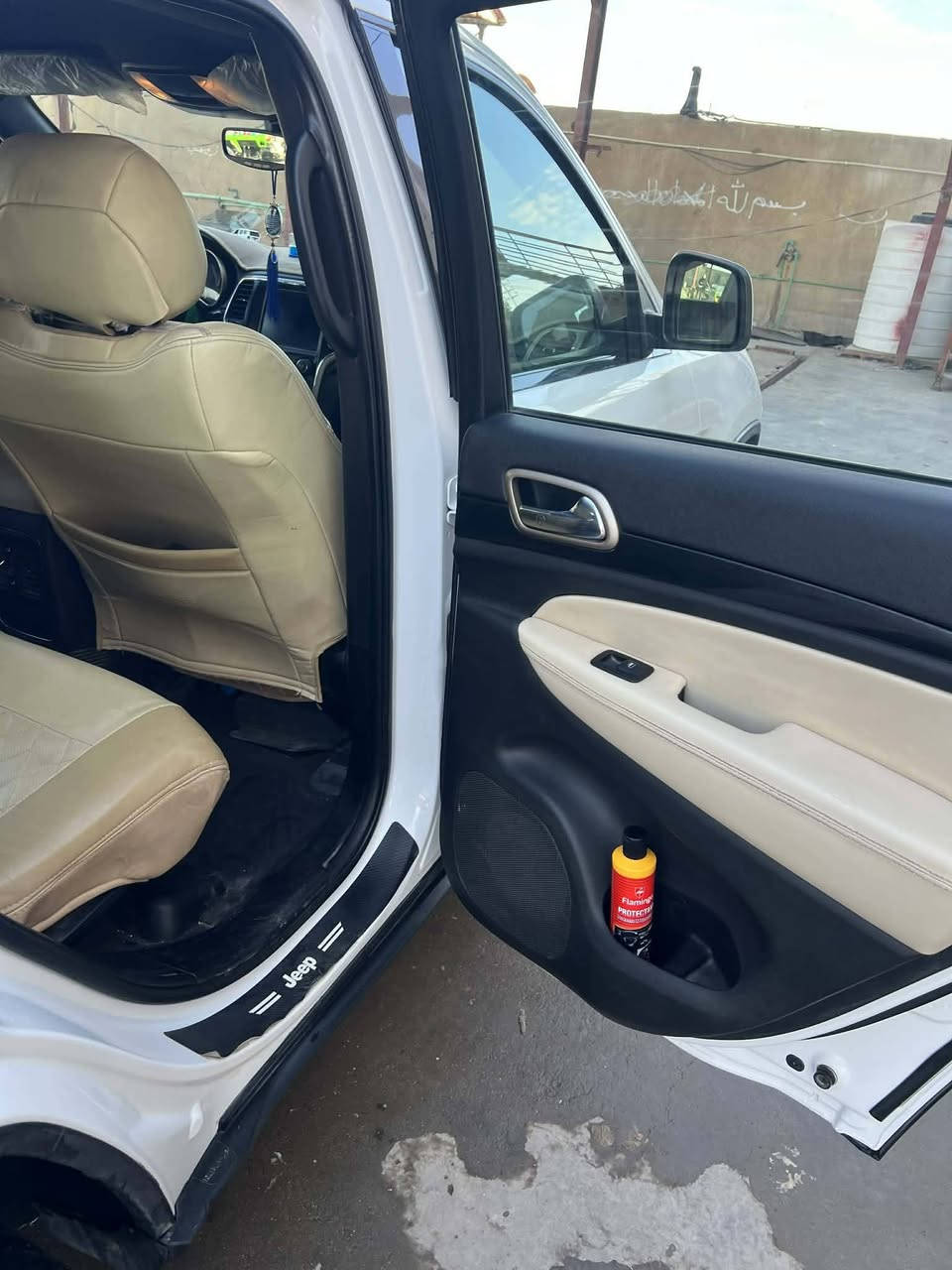 جيب لاريدو 17 أمريكي مكفول ماعدى أطراف الجاملغلات. السعر 239.العنوان الناصرية قضاء الجبايش رقم التلفون ***********
