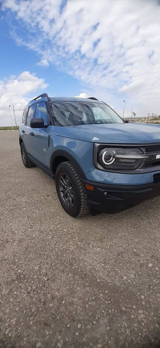 فورد برنكو سبورة ٢٠٢٢ ضرر موشر عليه في صورة من شحن كما هي سعر ١٦٠ورقة به مجال استفسار ارسل او واتساب 
***********
