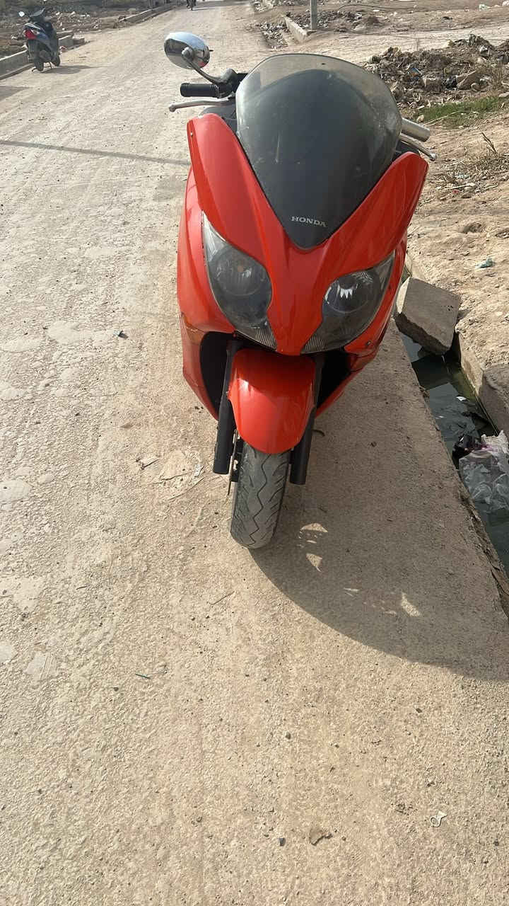 يا الله سلام عليكم فورزه 010مفتوحه رايمر بوشه بلادي لا تنقيص لا تبخير شلعه ومعدل اللدراجه خير من الله تجي وتشوف بعينك كفرات مصبوقات صبق حراري ماشيه60الف تخم تاير جديد لايت عالي ناصي زنون كلوب جنطه مكان ناصريه قضاء الرفاعي الشراي يجي خاص او واتساب وهاذه رقمي وسعر الدراجه900وبيه مجال***********
