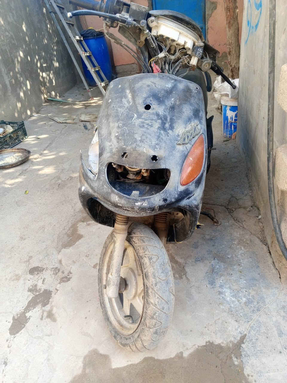 سلام عليكم دراجه البيع تشتغل سلف وهندر سعر دراجه 150 رقم لهاتف/*********** العنوان القرنة نهرات شماليه
