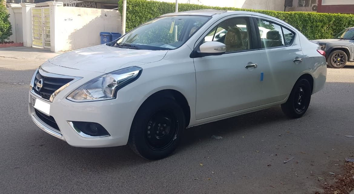 السلام عليكم شباب نيسان سني موديل 2025 ماشيه 57 بيه جاملغ مسحوب بارد مكان السيارة حله شارع 60 تفاصيل اكثر التواصل على هذا الرقم ***********
