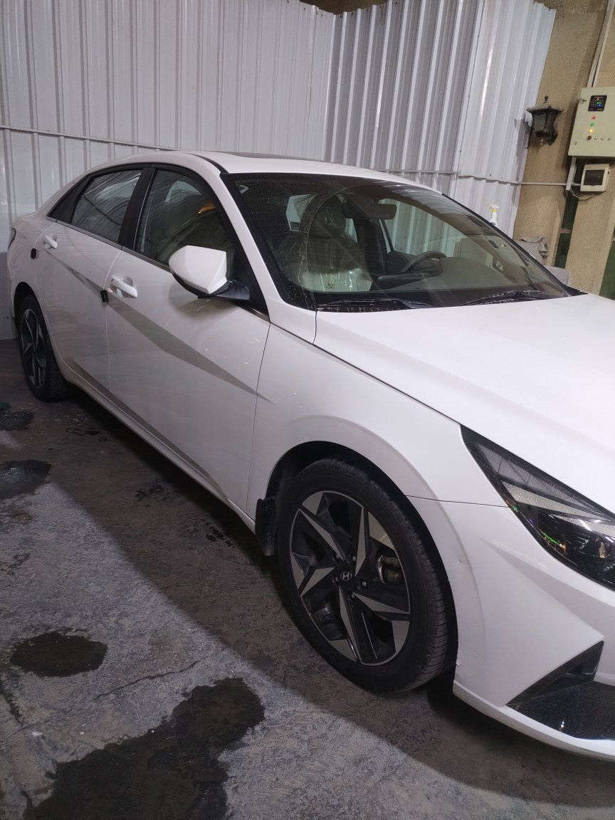 سلام عليكم
هونداي النترا خليجي 
موديل 2023. فول مواصفات واحد عل واحد
تحويل شرط 

بصمه
فتحه
شاشه
كاميره
حاسات. اماميه خلفيه
مري شفط
مري اشاره
ويل كب
 لد امامي
ارضي جلد
تبريد قطعتين 
السياره بيه هوايه بعد مواصفات
رقم أربيل دولي
محرك 1600 دوش 
تشغيل عن مسافه بيعيده
للبيع او مراوس 
اتصال ***********او ***********مكاني بغداد 
مكاني بغداد  السيديه
