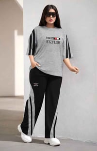 تراك رياضي TOMMY • L/XL/2XL • الصويرة واسط