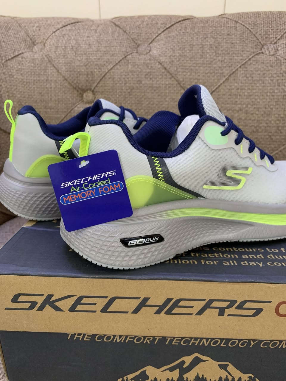 ڤيتنامي وزن خفيف متوفر بقياسين 41 -42


**إذا كنت صاحب هذا الإعلان وتريد حذفه لأي سبب، رجاءا أرسل رسالة إلى الدعم الفني**