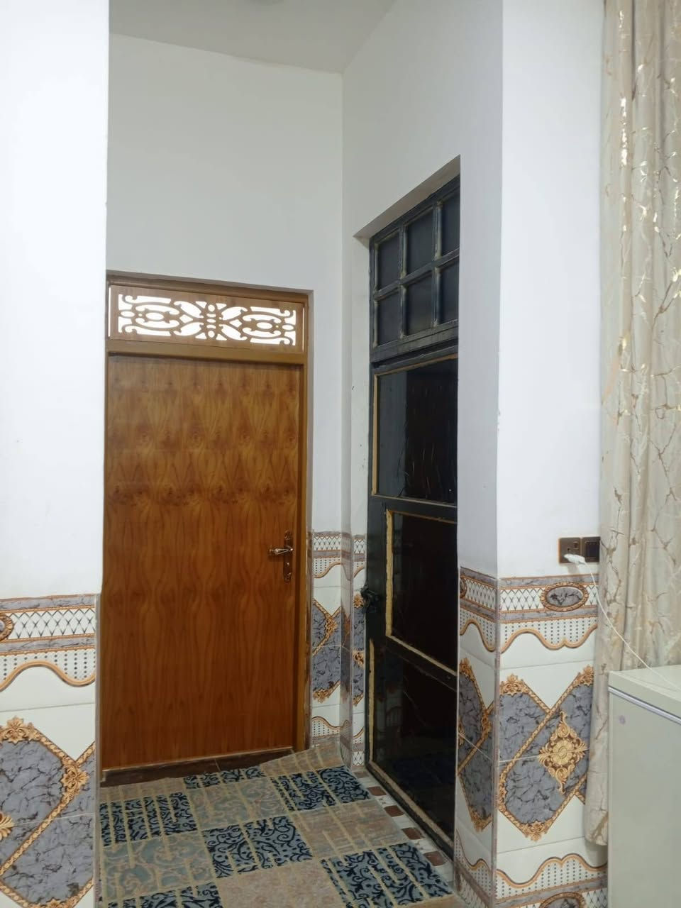 بيت للبيع طابو ملك زراعي الكرمه قريب بيت الرئيس الحلبوسي طابقين الطابق الأرضي جاهز من كلشي الطابق. الثاني هيكل سعره مناسب للتواصل اتصل ***********
