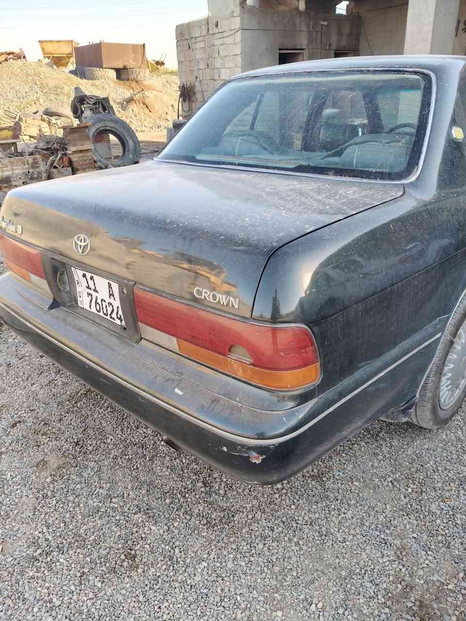 سلام عليكم سياره للبيع السياره يسره بلاد بلاد مامحوره موديل 92 سياره مصبوغه عام مامدعومه ما مكلوبه مكينه كير اكسل مكفول رقم بغداد سنويه لل 31 اليوم كملت الرقم سياره يرادلها غرفه فقط مكان السياره ديالى سعرها 85 ورقه و بيها شويه مجال ***********
