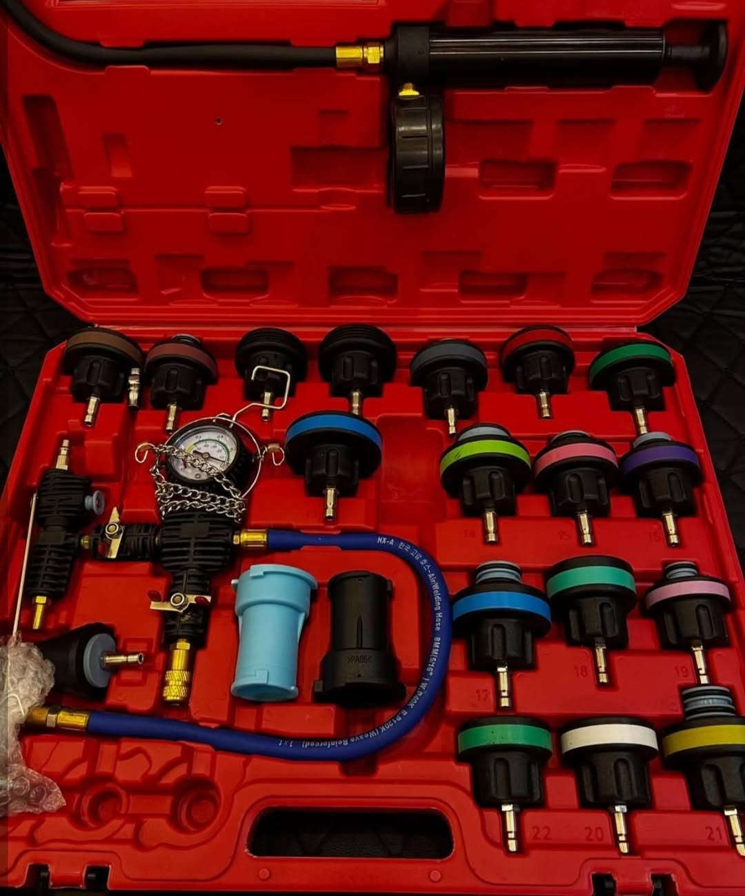 طقم فحص ضغط الراديتر يستخدم لفحص تهريب الماء في نظام التبريد سعرها ٦٠ ألف


**إذا كنت صاحب هذا الإعلان وتريد حذفه لأي سبب، رجاءا أرسل رسالة إلى الدعم الفني**