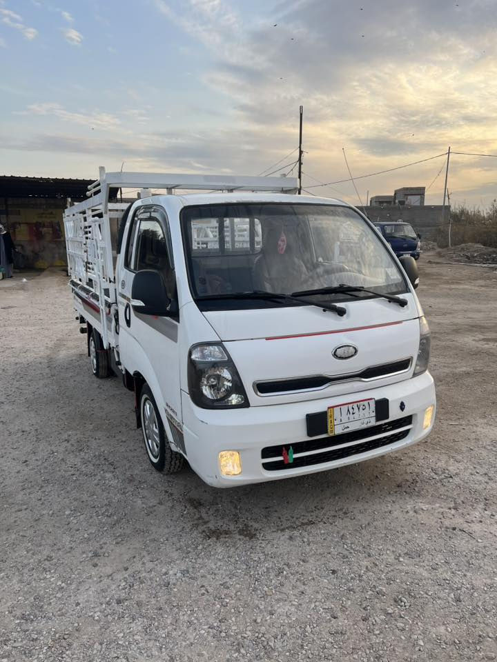 سلام عليكم
كيه بنكو مديل20
السياره مكفوله كفاله عامه
السياره بسمنه تحويل مباشر رقم ذي قار السياره مانقصه اي شي السعر ١٢٥ وبيه مجال و
ورقم *********** والتفاصيل ومكان السياره ذي قار
